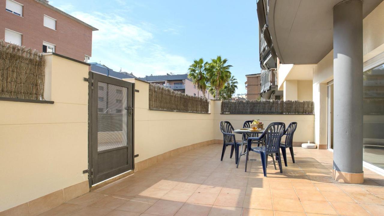 2P-51 - Lloret De Mar Exteriör bild