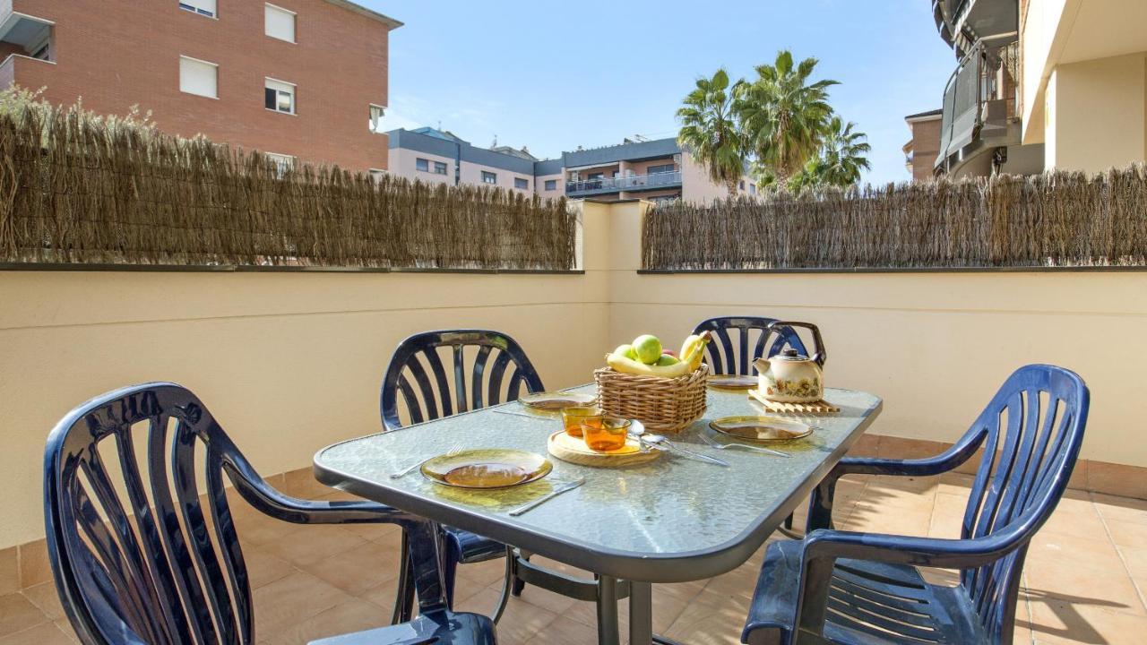 2P-51 - Lloret De Mar Exteriör bild